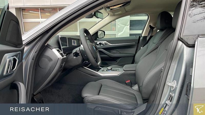 Gebraucht BMW i4 Comfort Edition 250 kW (340 PS) 2026 Skyscraper grau metallic Limousine