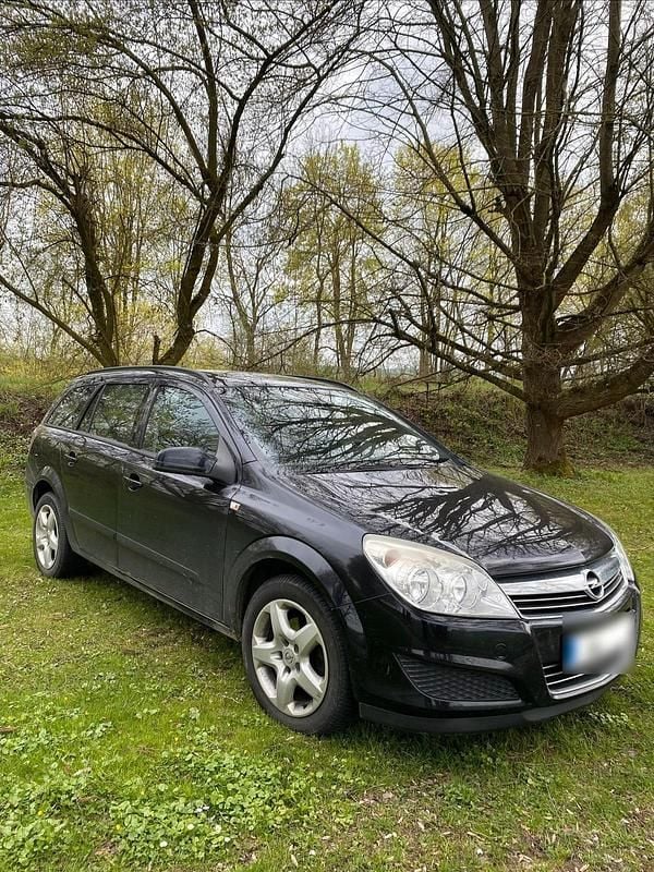 Gebraucht Opel Astra 115 PS (84 kW) 2008 Schwarz Kombi