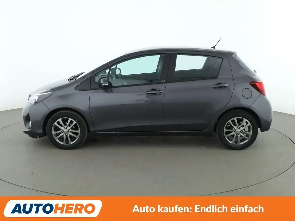 Gebraucht Toyota Yaris Edition-S 99 PS (72 kW) 2017 Grau Kleinwagen
