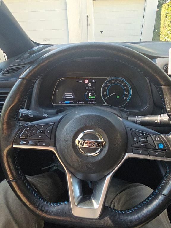 Gebraucht Nissan Leaf 110 kW (150 PS) 2018 Weiß Kleinwagen