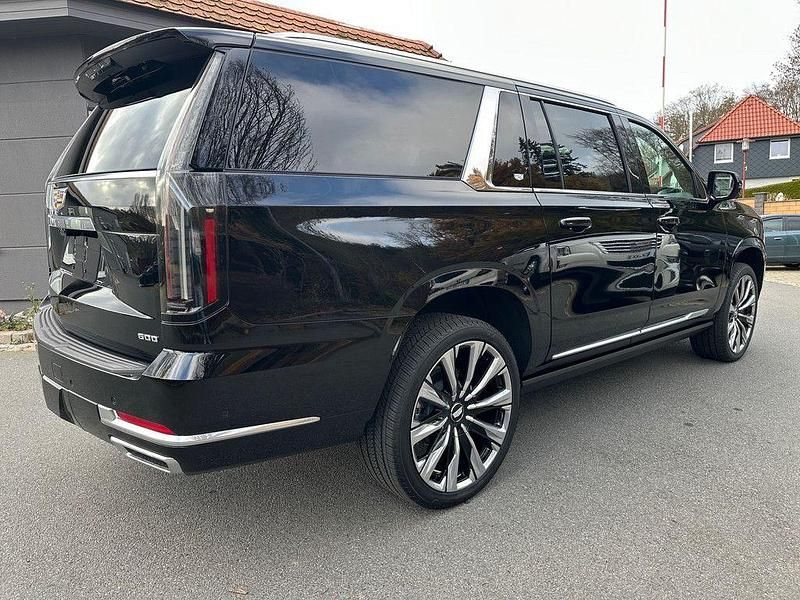 Neu Cadillac Escalade 426 PS (313 kW) 2026 Schwarz SUV