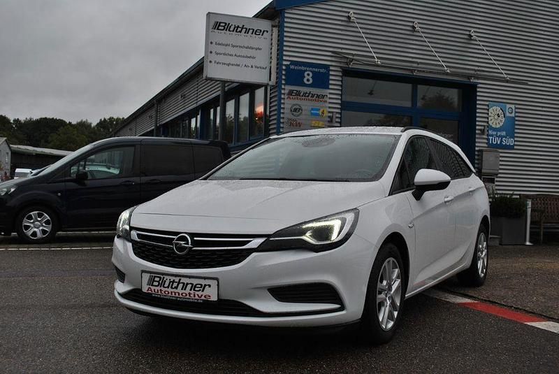 Gebraucht Opel Astra Business 136 PS (100 kW) 2017 Weiß Kombi