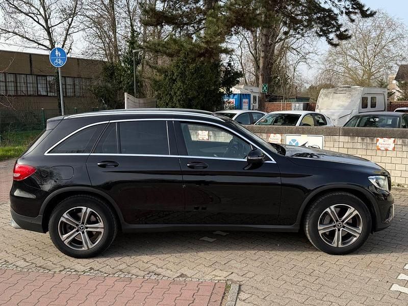 Gebraucht Mercedes GLC220 170 PS (125 kW) 2017 Schwarz SUV