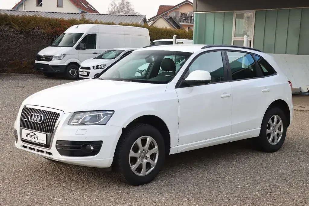Second-hand Audi Q5 Sport 170 CP (125 kW) 2010 Alb SUV