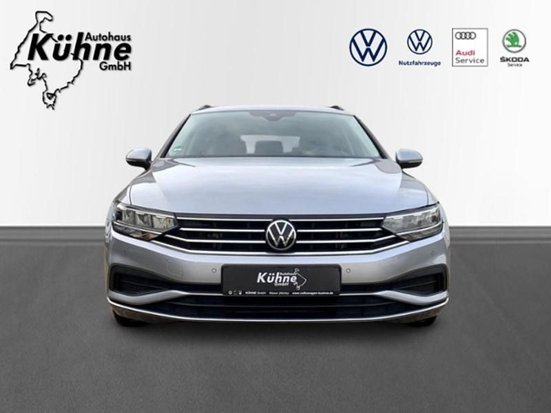 Gebraucht VW Passat Conceptline 150 PS (110 kW) 2022 Kombi