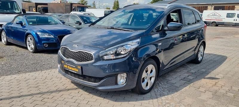 Gebraucht Kia Carens Vision 141 PS (103 kW) 2016 Blau Van / Kleinbus