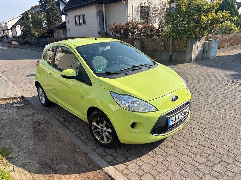 Gebraucht Ford Ka Trend 69 PS (50 kW) 2013 Gelb Kleinwagen