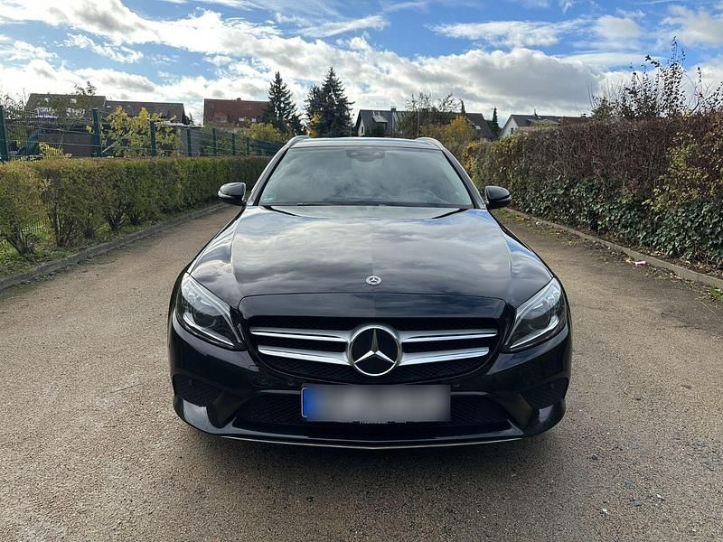 Schwarz Gebraucht 2019 Mercedes C200 Kombi | 18.900 € (Guter Preis) - Bild 1/4