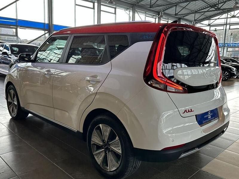 Gebraucht Kia Soul Vision 150 kW (204 PS) 2022 Weiß SUV