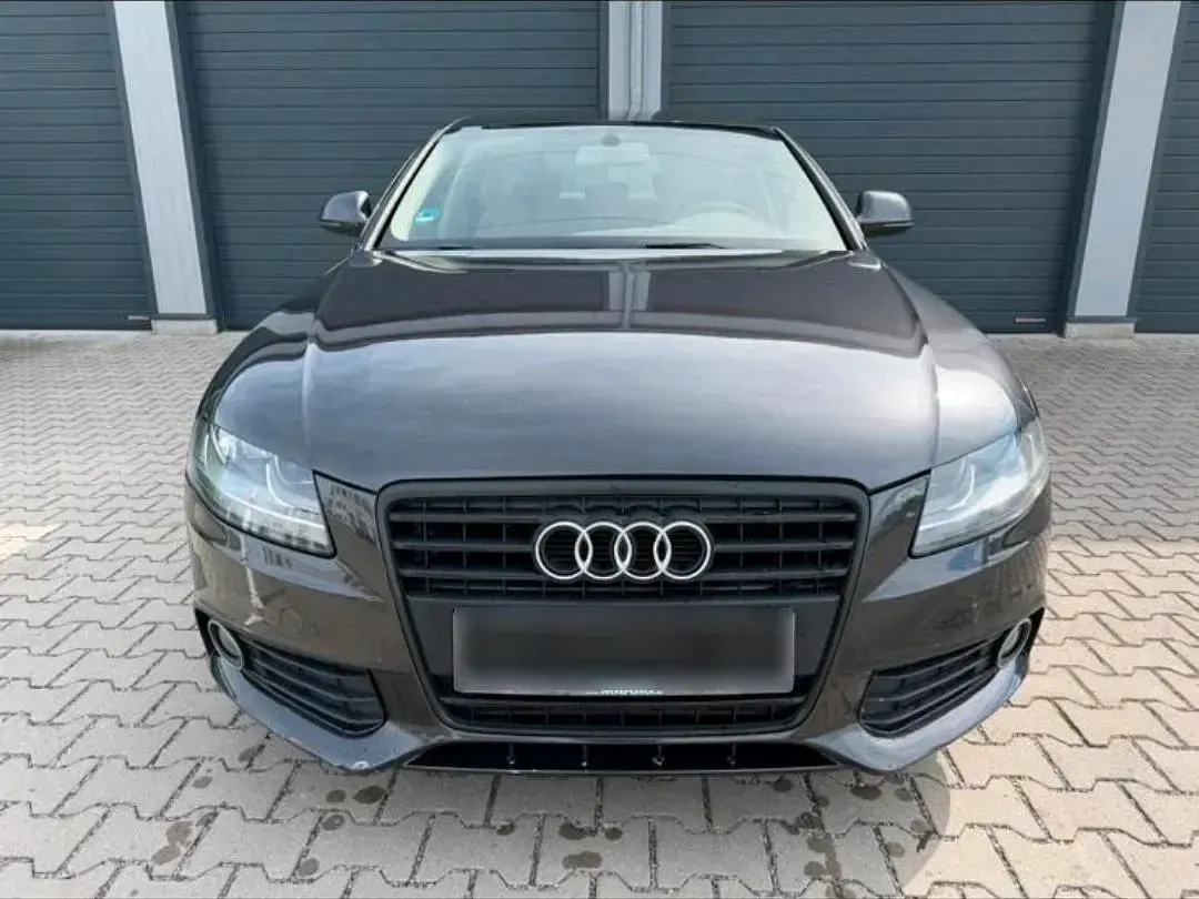 Gebraucht Audi A4 140 PS (102 kW) 2009 Silber Limousine