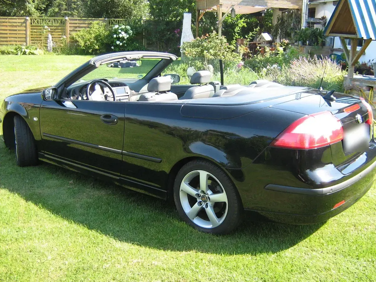 Gebraucht Saab 9-3 Vector 150 PS (110 kW) 2005 Schwarz Cabrio