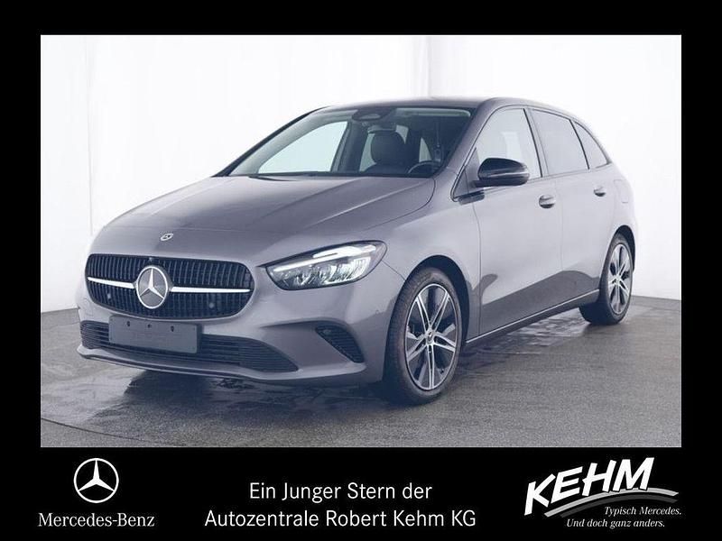 Grau Gebraucht 2024 Mercedes B200 Progressive Van / Kleinbus | 33.885 € (Teuer) - Bild 1/4