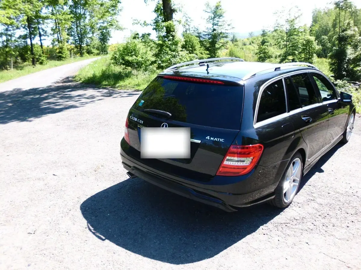 Gebraucht Mercedes C220 Avantgarde 170 PS (125 kW) 2014 Schwarz Kombi