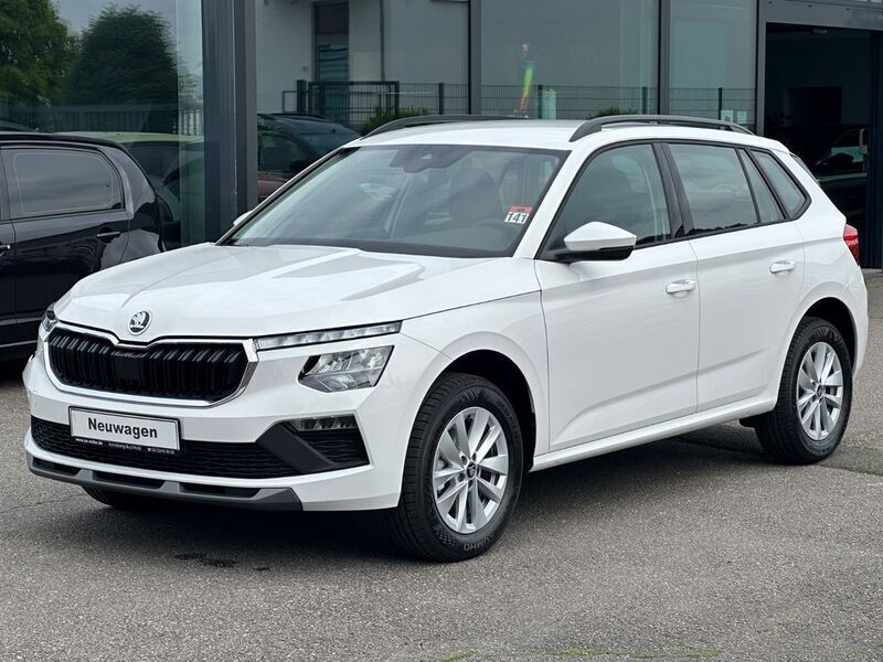 Weiß Neu 2025 Skoda Kamiq Selection SUV | 24.480 € (Fairer Preis) - Bild 1/4