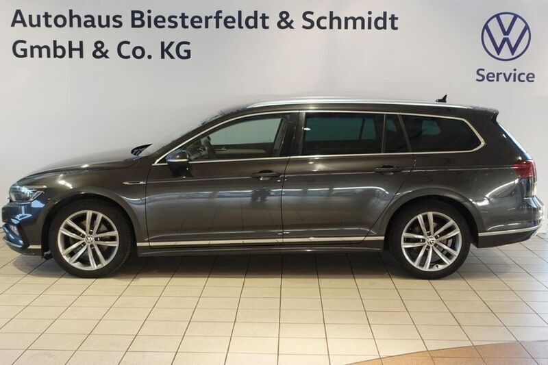 Gebraucht VW Passat Elegance 200 PS (147 kW) 2022 Mangangrau (metallic) Kombi