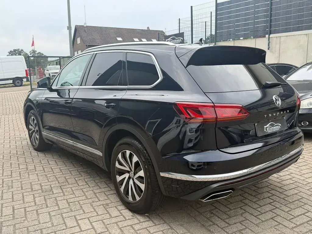 Gebraucht VW Touareg Elegance 286 PS (210 kW) 2019 Blau SUV