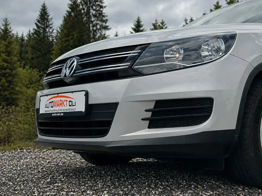 Gebraucht VW Tiguan 122 PS (89 kW) 2014 Silber SUV