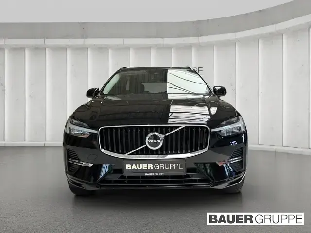 Gebraucht Volvo XC60 Core 197 PS (144 kW) 2023 Schwarz SUV
