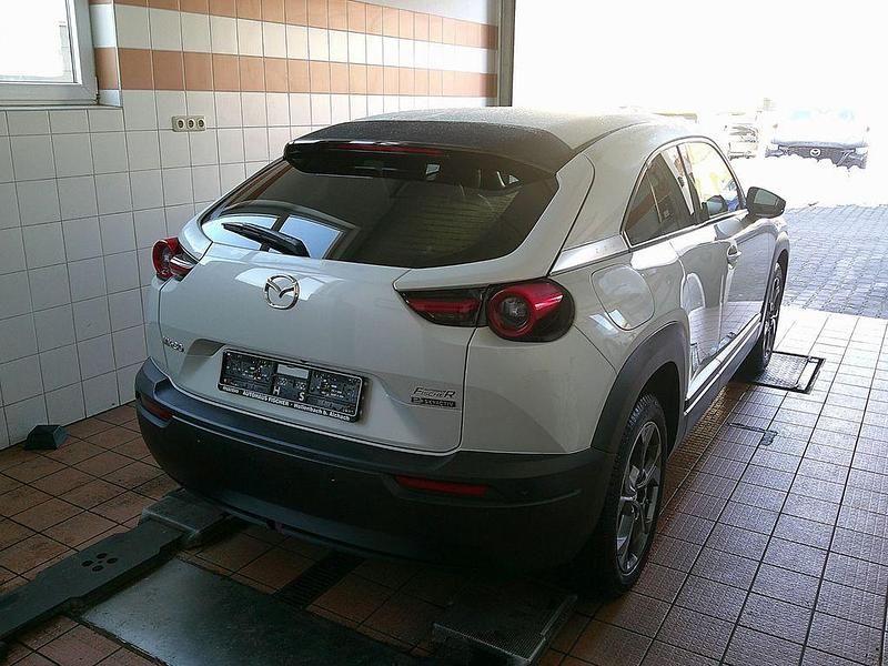 Gebraucht Mazda MX30 Edition 106 kW (145 PS) 2020 Weiß SUV