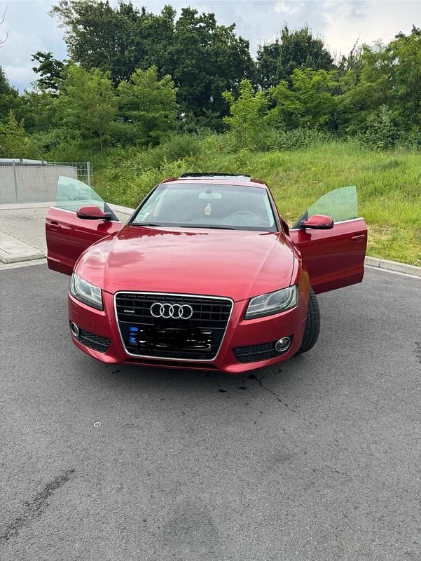 Rot Gebraucht 2009 Audi A5 S-Line Coupé | 7.400 € (Fairer Preis) - Bild 1/4