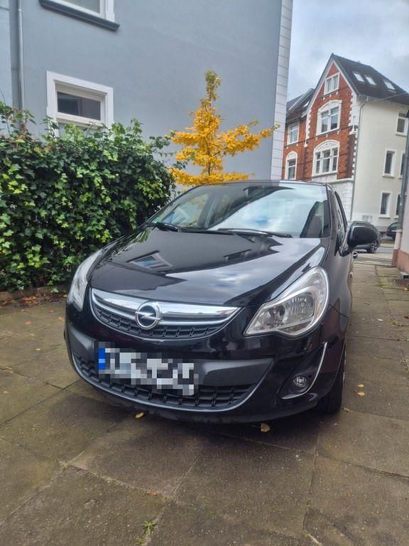 Schwarz Gebraucht 2011 Opel Corsa Satellite Limousine | 3.900 € (Guter Preis) - Bild 1/4