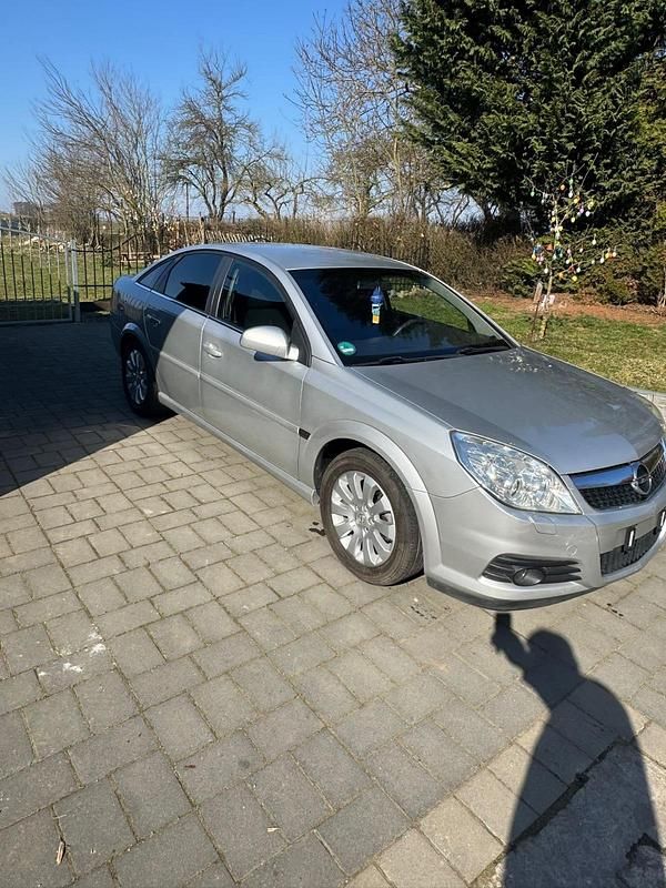 Gebraucht Opel Vectra 140 PS (102 kW) 2006 Silber Limousine