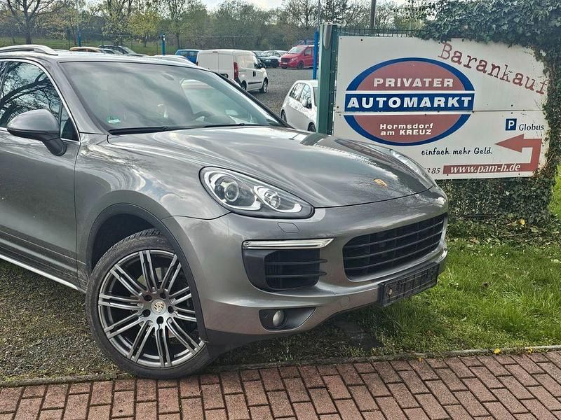 Gebraucht Porsche Cayenne 239 PS (175 kW) 2017 Grau SUV