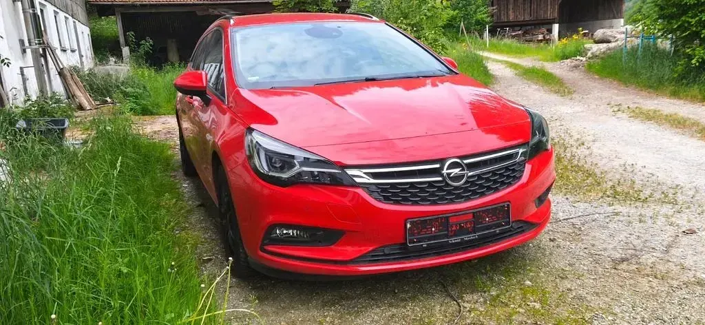 Gebraucht Opel Astra Innovation 200 PS (147 kW) 2016 Rot Kombi