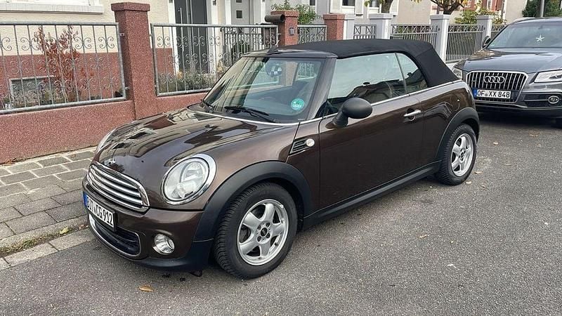 Braun Gebraucht 2011 Mini One Cabriolet Cabrio | 8.700 € (Fairer Preis) - Bild 1/4