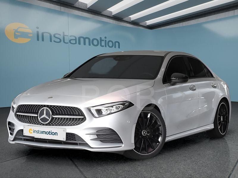 Silber Gebraucht 2020 Mercedes A250 Kleinwagen | 29.399 € (Etwas zu teuer) - Bild 1/4