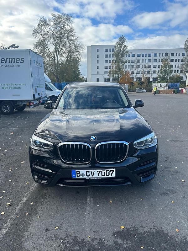 Schwarz Gebraucht 2018 BMW X3 SUV | 25.000 € - Bild 1/4
