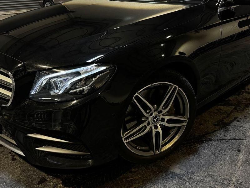Gebraucht Mercedes E400 AMG line 340 PS (250 kW) 2019 Schwarz Kombi