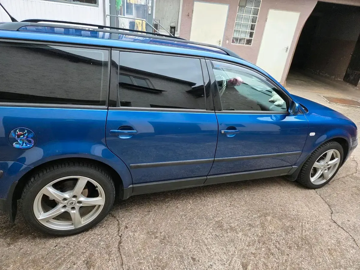 Occasion VW Passat 101 ch (74 kW) 2000 Bleue Break