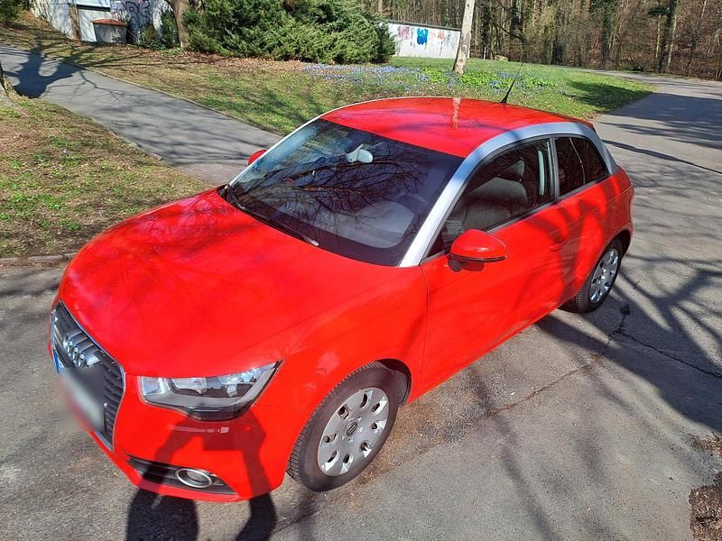 Second-hand Audi A1 86 CP (63 kW) 2011 Roșu Hatchback