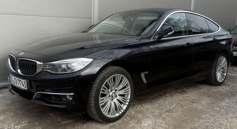 Gebraucht BMW 325 Luxury Line 218 PS (160 kW) 2013 Schwarz Limousine