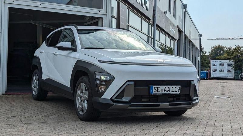 Gebraucht Hyundai Kona Trend 120 PS (88 kW) 2024 Weiß SUV