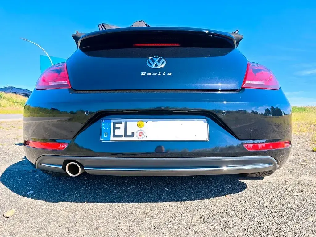 Gebraucht VW Beetle Sound 105 PS (77 kW) 2017 Schwarz Kleinwagen