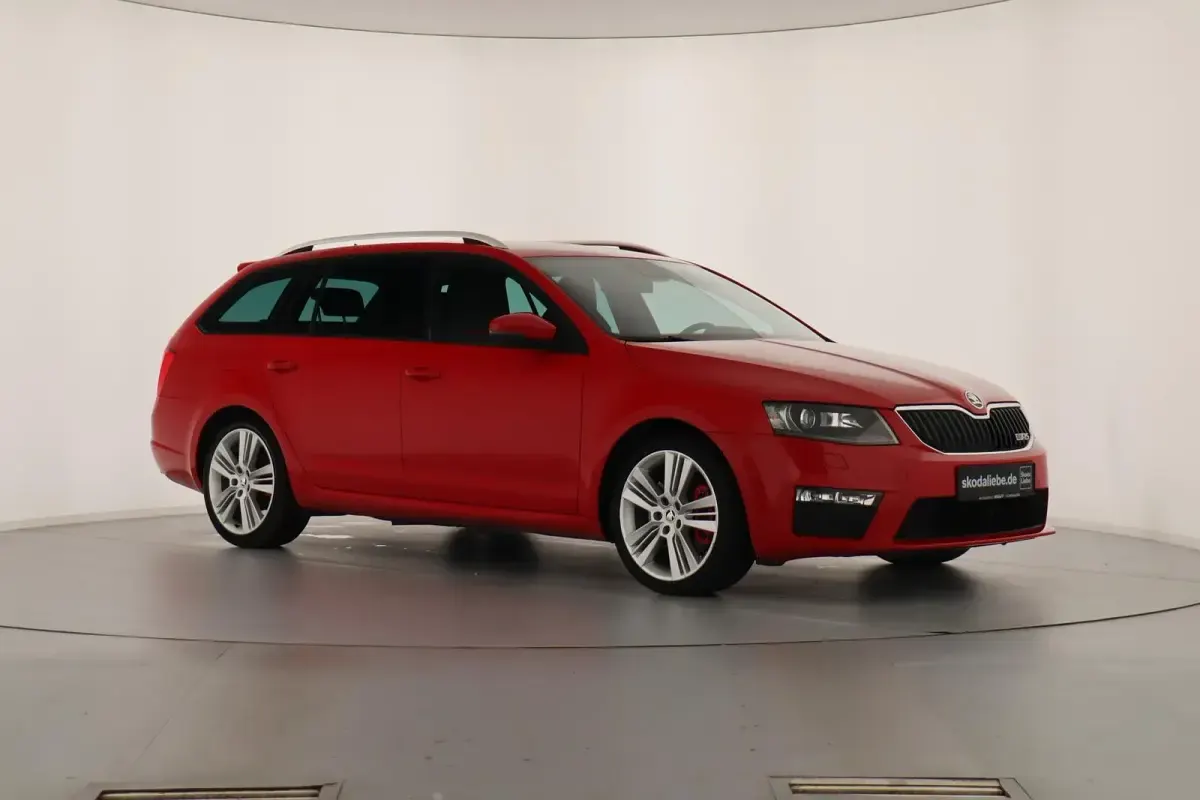 Gebraucht Skoda Octavia RS 220 PS (161 kW) 2015 Corridarot Kombi