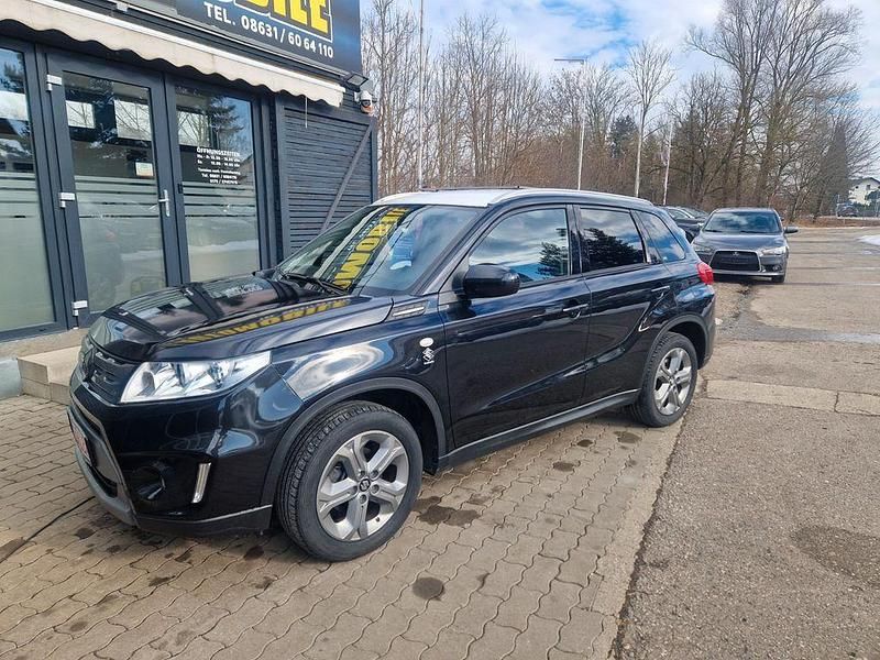 Gebraucht Suzuki Vitara 120 PS (88 kW) 2017 Schwarz SUV