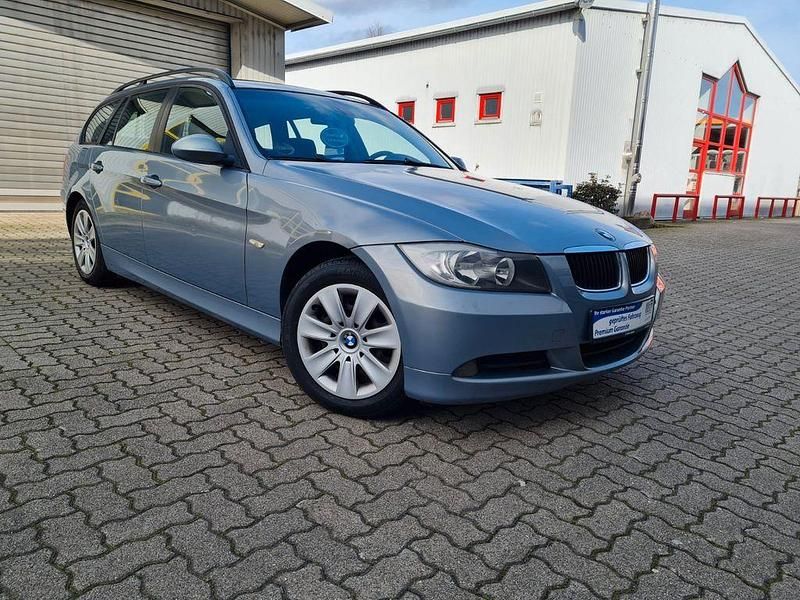 Gebraucht BMW 320 2007 Grau Kombi