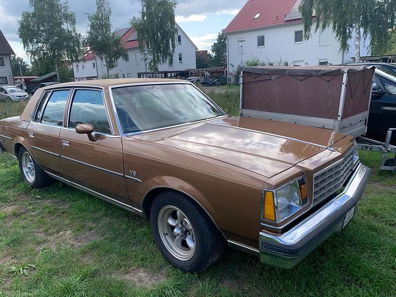 Braun Gebraucht 1980 Buick Century Limousine | 9.500 € - Bild 1/4