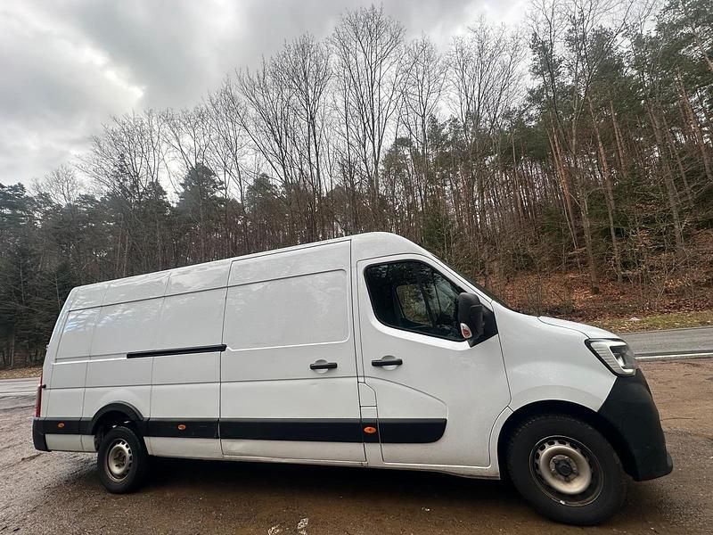 Usata Renault Master 145 CV (106 kW) 2022 Bianco Monovolume