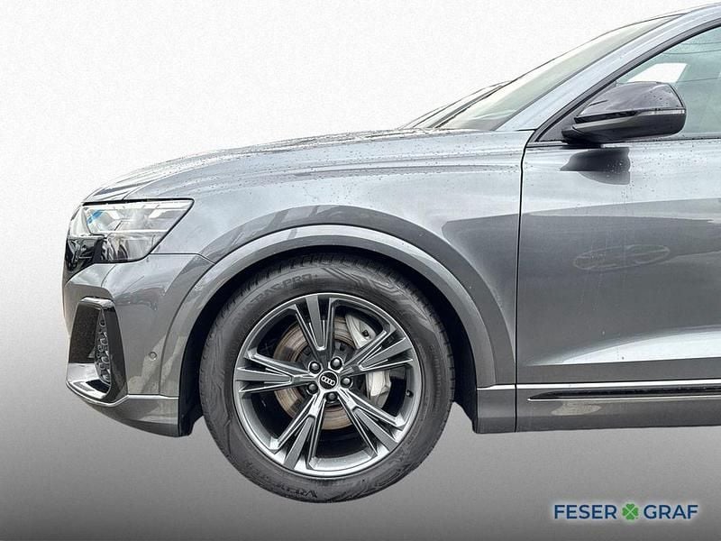 Gebraucht Audi Q8 Ambiente 286 PS (210 kW) 2024 Daytonagrau perleffekt SUV