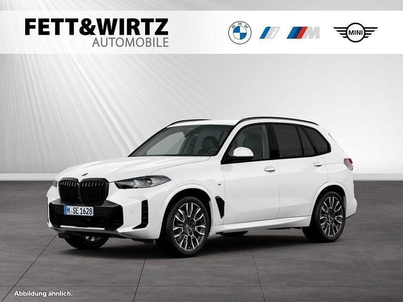 Gebraucht BMW X5 M Sport 298 PS (219 kW) 2024 Alpinweiss SUV