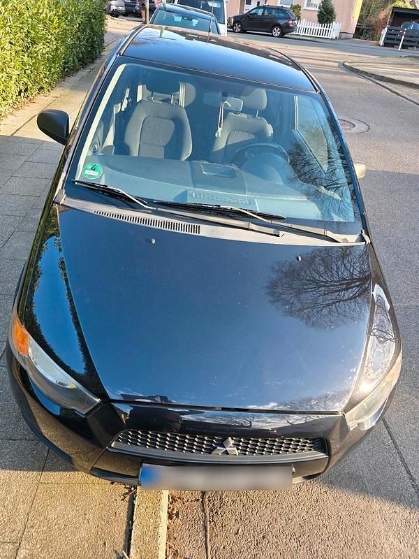 Gebraucht Mitsubishi Colt 75 PS (55 kW) 2011 Schwarz Kleinwagen
