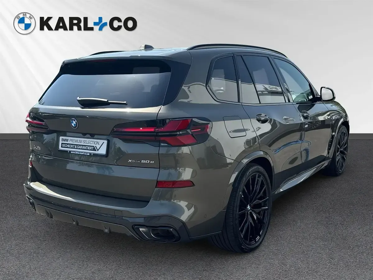 Gebraucht BMW X5 Comfort Edition 489 PS (359 kW) 2026 Manhattan metallic (grau) SUV