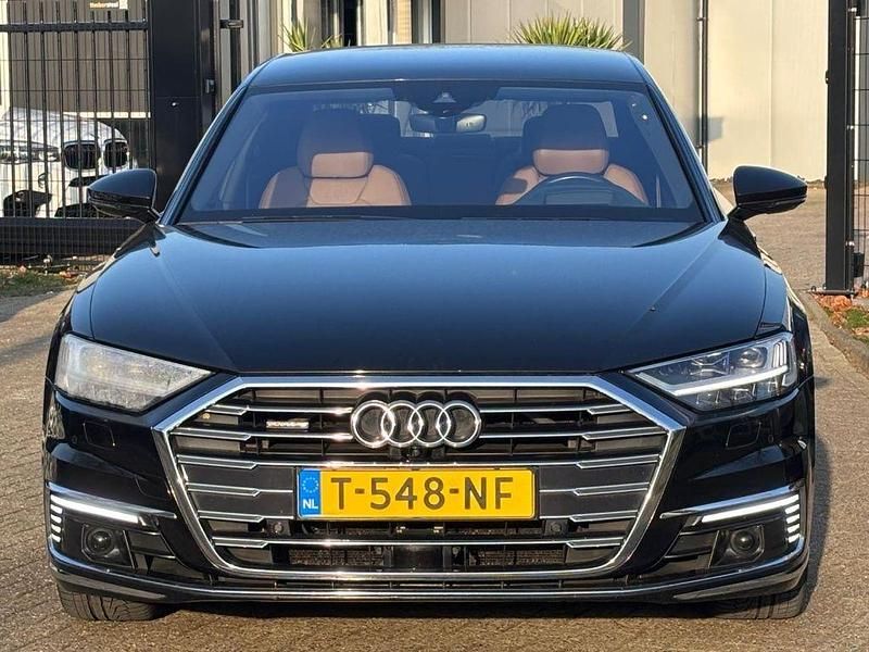 Gebraucht Audi A8L 341 PS (250 kW) 2022 Schwarz Limousine