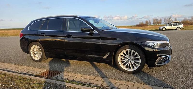 Gebraucht BMW 520 Luxury Line 190 PS (139 kW) 2020 Schwarz Kombi