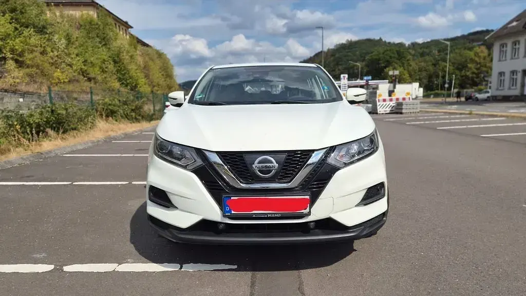 Gebraucht Nissan Qashqai Visia 116 PS (85 kW) 2018 Weiß SUV