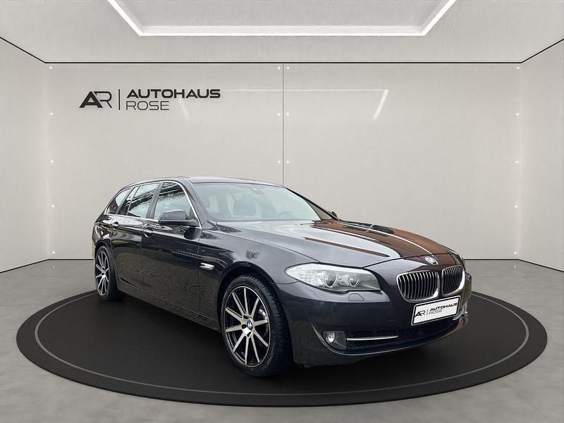 Gebraucht BMW 528 Sport Line 245 PS (180 kW) 2013 Grau Limousine